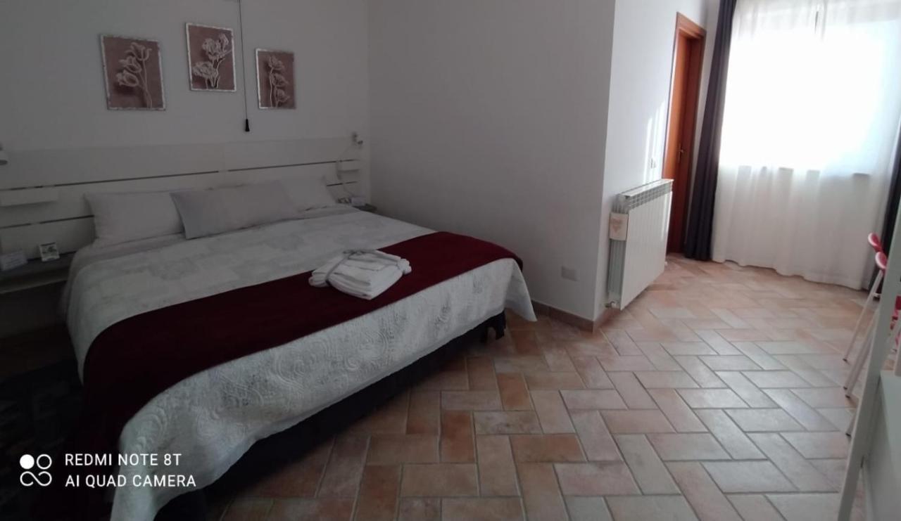 La Casa Di Alberto Camerino Kültér fotó